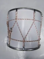 MZ-B13wh Барабан кавказский 13" (34х31 см) с чехлом, белый, MEZZO