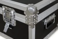 D9 – 215 FLIGHT CASE
                Транспортный кофр для пульта Diamond 9 модели D9 – 215