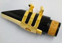 Позолоченная лигатура для кларнета Woodstone