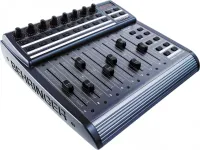 BEHRINGER BCF 2000 B-CONTROL FADER - MIDI Контроллер