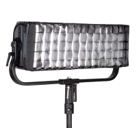 fos4P8EC60 fos/4 Panel egg crate, 60-degree, small Ячеистая насадка для ETC fos/4 Panel 8x24. Угол раскрытия светового потока 60 град.