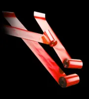 Серпантин металлизированный 4смх20м красный