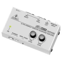 BEHRINGER MA 400 - Предусилитель для наушников