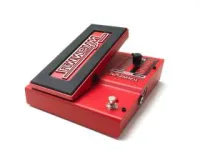 Digitech WHAMMY 5-ое поколение легендарной педали. 10 режимов Whammy, 9 режимов гармонайзера, 2 режима Detune. Б/П 9VDC в комплекте.