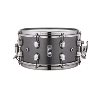 Mapex BPNML3700LFB Барабан малый Black Panther Hydro 13'' x 7'', корпус клен/орех, 7 слоев, фиттинг хром, цвет SATIN BLACK