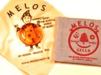 Cello rosin Melos Funny M0461 - Светлая канифоль для виолончели средней твердости. Самый маленький размер и веселый рисунок
