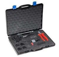 Neutrik CAS-BNC-T комплект для сборки разъемов BNC в кейсе. Включает HX-R-BNC: PT-BNC: CS-BNC-RT