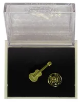 Значок на клипсе зол. напыление "гитара" Pick Boy made in Japan