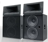 Cinematic C-215SC Заэкранная акустическая система двухполосная. Диапазон воспроизведения 40-20.000 Гц. Мощность RMS: НЧ 800Вт + ВЧ 80 Вт. Комплектация НЧ 2х15” + драйвер 3”. Чувствительность: НЧ 102 Дб, драйвер 105 дБ. Направленность рупора 90х40 град. Со