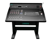 DSPPA PC-6635 Микшерная консоль.5 микр\лин входов 5 лин выходов Встроеный Усилитель 350 Вт Таймер, AM/FM тюнер и USB-порт LCD дисплей Селектор зан на 5 входных каналов 10 линий для громкоговорителей Встроенный монитор. Дистанционное управление с ПК Питани