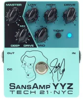 YYZ-SH TECH 21 Подписной (Geddy Lee) басовый преамп: полностью аналоговый SansAmp; управление миксом смешивания тонов; кнопка для более резкого искажения тона, Drive; активный 3-полосный эквалайзер