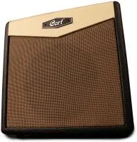 CM15R BK гитарный комбо, 15 Вт, динамик 8", ревербератор, габариты 305х315х190 мм, вес 6 кг, цвет черный, Cort