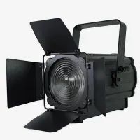 Estrada pro led fresnel 300 zoom светодиодный световой прожектор led 300w cob  3200+5600 k c широким углом раскрытия и функцией zoom