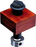 AKG MB3 миниатюрный суперкардиоидный микрофон граничного слоя, монтируется в стол, стену, потолок; разъём XLR, 50-15000Гц, 22мВ/Па