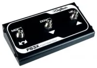 Digitech FS3X фут-свич 3-хкнопочный. Кабель TRS в комплекте.