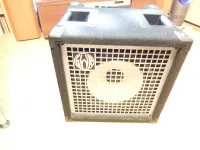 SWR LA10 BASS COMBO AMPLIFIER - комбо для бас-гитары 1х10' 35Вт