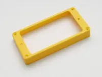 DIMARZIO MOUNTING RING BRIDGE POSITION YELLOW DM1301Y пластиковая рамка под хамбакер для установки около бриджа, цвет жёлтый
