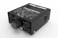 AMT ELECTRONICS PE-15 - Симулятор гитарного кабинета