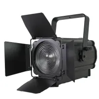 Estrada pro led fresnel 200 zoom v.2 светодиодный световой прожектор led 200w cob  3200/5600 k c широким углом раскрытия и функцией электронного zoom