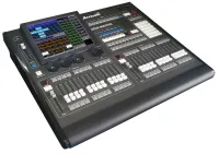 Anzhee Zeus Master 4000 - Консоль для управления световым оборудованием