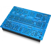 Behringer 2600 BLUE MARVIN аналоговый полумодульный синтезатор, 3 VCO, фильтр нижних частот, разъемы