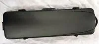 Кейс для скрипки artemis hvc-7bk - прямоугольный жесткий кейс из пластика abs для скрипки 4/4 с кодовыми замками. вес 2.5 кг. цвет черный