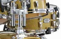 Малый барабан Yamaha Absolute Hybrid Maple AMS1460 Gold Champagne Sparkle