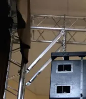 ИМЛАЙТ OTC-2-28 Трубный откос длиной 2м с хомутами под трубу d28 мм. Основная труба сплав d50x3.