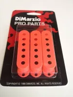 DIMARZIO STRAT PICKUP COVER SET DM2001PK комплект пластиковых крышек для звукоснимателей типа single, 3 шт, цвет розовый