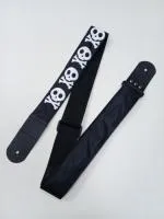 MZ-RG-5-1ApJRogerBk Ремень для гитары, черный, аппликация Веселый Роджер, MEZZO