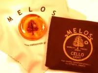 Cello rosin Melos Light M2461 - Светлая твердая канифоль для виолончели. Стандартный размер