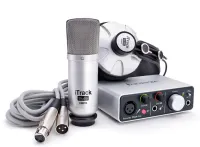 FOCUSRITE iTrack Studio Студийный комплект: интерфейс iTrack Solo, микрофон, наушники, кабели.
