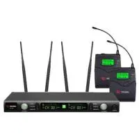 VOLTA US-102H with aluminuim case (590-630MHZ) Микрофонная 100-канальная радиосистема с 2 головными конденсаторными микрофонами UHF диапазона (590-630MHZ) . PLL-synthes, LCD-дисплей, True Diversity, 1 U 19" рэк, алюминиевый кейс. В состав комплекта входит
