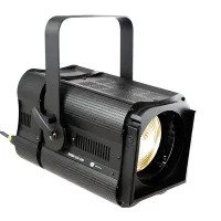 DTS SCENA LED 200 FR, 5600К, Black Театральный LED прожектор с линзой Френеля, 1 x White high-power LED, 29400 Lux/2 m, цветовая температура 5600°K, CRI>95, Zoom 6.5° - 70°, линза Ø 150 мм, 4 DMX кан., RDM, разъемы POWERCON In, DMX In/Out 5pin, рамка свет