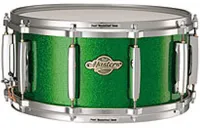 Snare drum Pearl Masters Custom Maple MCX1465S/C374 - Малый барабан 14x6.5 дюймов из 6 слоев клена и литыми ободами MasterCast с теплым и полным тоном. Цвет #374 Искры лайма