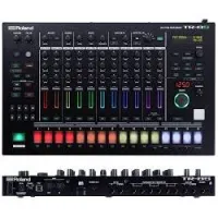 Roland tr-8s  драм-машина