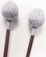 Marimba mallets Concorde CRS4 - Professional Rewound series marimba mallet pair with medium-stiff yarn heads and a rattan handle