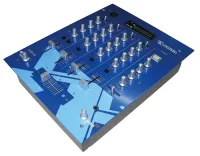 VOLTA DJM-34 DJ-микшерный пульт. 4 лин./фоно входа + 1лин./мик. вход, толковер,  трёхполосные эквалайзеры на каждом канале, выходы - мастер, монитор и "запись". Цвет - синий.