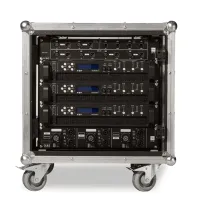 FBT MYRACK - рэк с усилителями и дистрибьюторами питания для управления линейным массивом MYRA