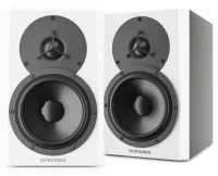 Dynaudio LYD-8  стереопара активных мониторов ближнего поля с белой лицевой панелью. 8" НЧ динамик