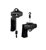 CHAIN MASTER СМ-910251 BGV-D8 лебедка 250 кг<br> скорость 6 м/мин<br> подъемная<br> 1-цепь ChainMaster BGV-D8 самоподъемная лебедка (6-ти кратный фактор безопасности)<br> прямое управление<br> включает: стальная цепь 18 м<br> сумка для укладки цепи<br> од