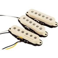 FENDER Vintage Noiseless Strat Pickups, (3), Aged White Комплект звукоснимателей для бас-гитары