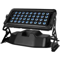 LC83316 светодиодный прожектор в корпусе IP65, 48х18 Вт RGBWAUV 6-в-1 LED (производитель Cree), 4/6/8 каналов DMX, габариты 320х610х380 мм, вес 17,5 кг, Lexor