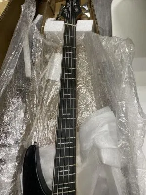 584672