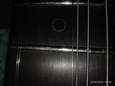 572598