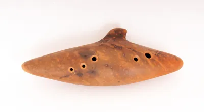76729
