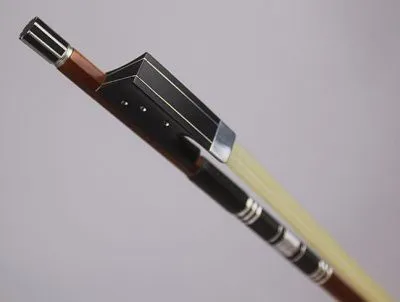 527351