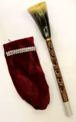285601