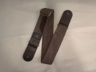 661915