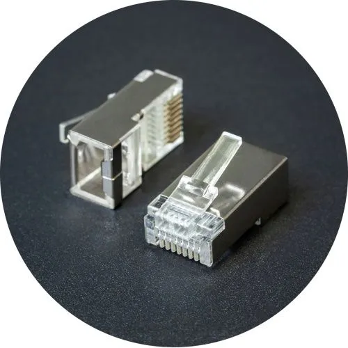600597